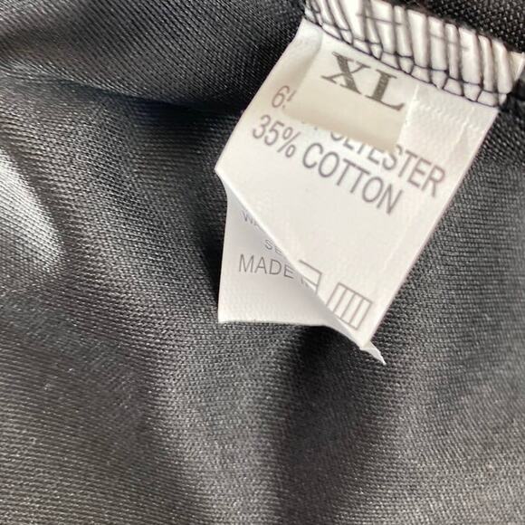 New Women's Black Cutout Sleeveless Scoop Neck Fitted Romper Size M - Picture 5 of 5